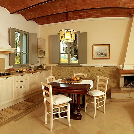 مزرعة للإقامة Poderi Arcangelo سان جيمينيانو