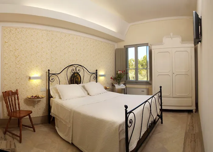 Poderi Arcangelo Фермерский дом *