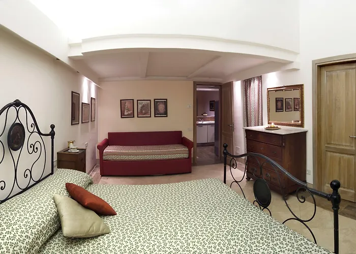 Poderi Arcangelo Сан-Джиминьяно